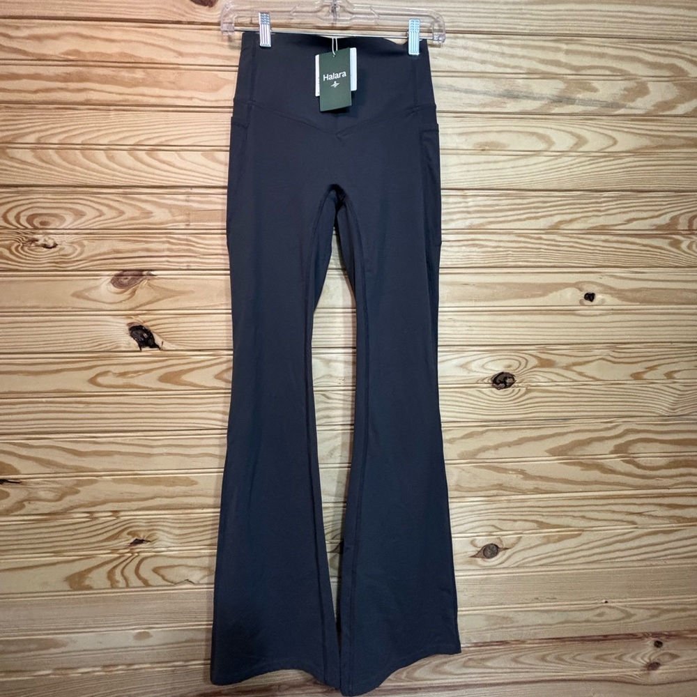 HALARA Gray Flare Leggings